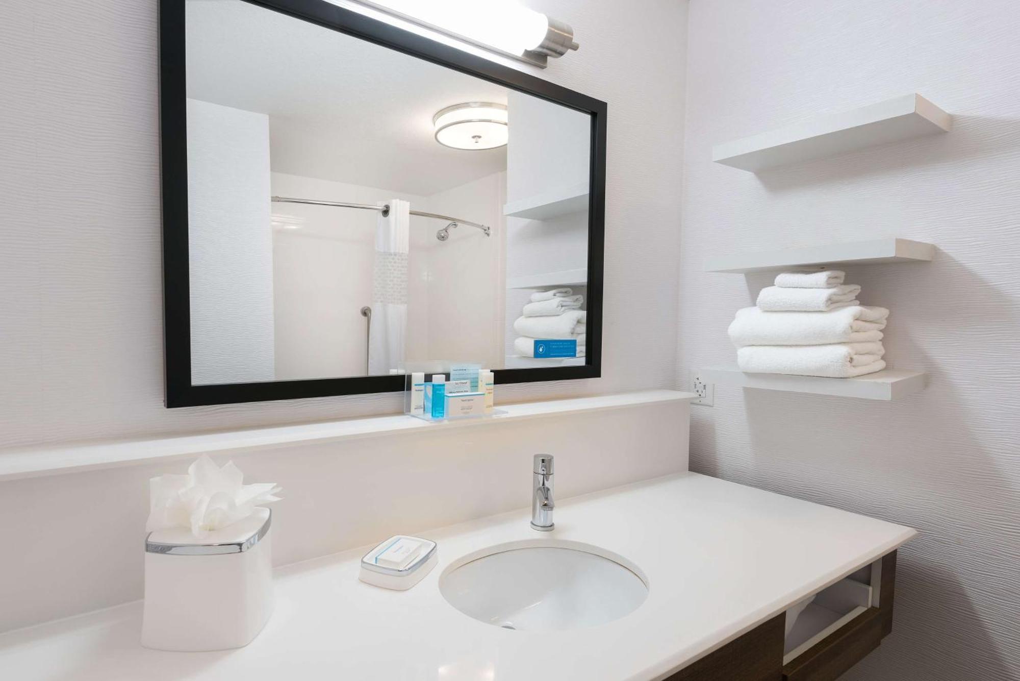 Hampton Inn & Suites San Antonio Brooks City Base, Tx Экстерьер фото