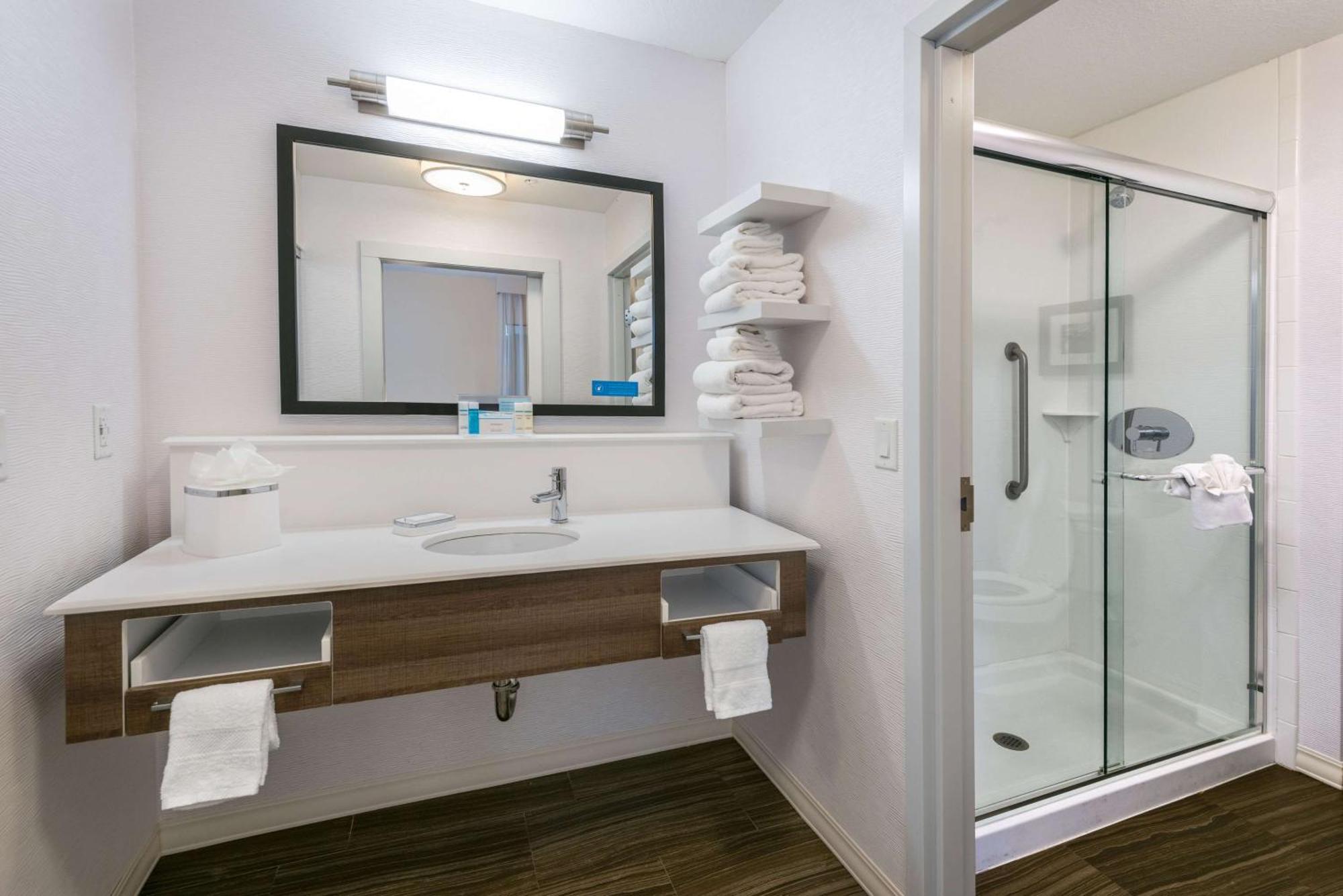 Hampton Inn & Suites San Antonio Brooks City Base, Tx Экстерьер фото