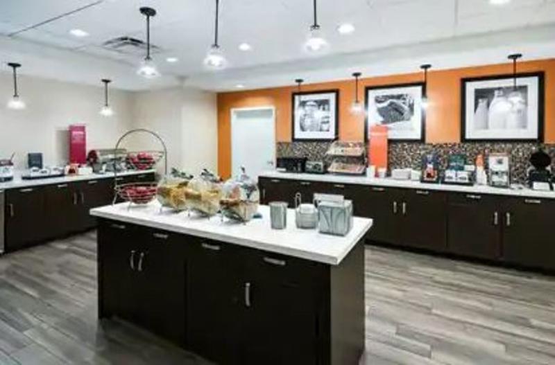 Hampton Inn & Suites San Antonio Brooks City Base, Tx Экстерьер фото